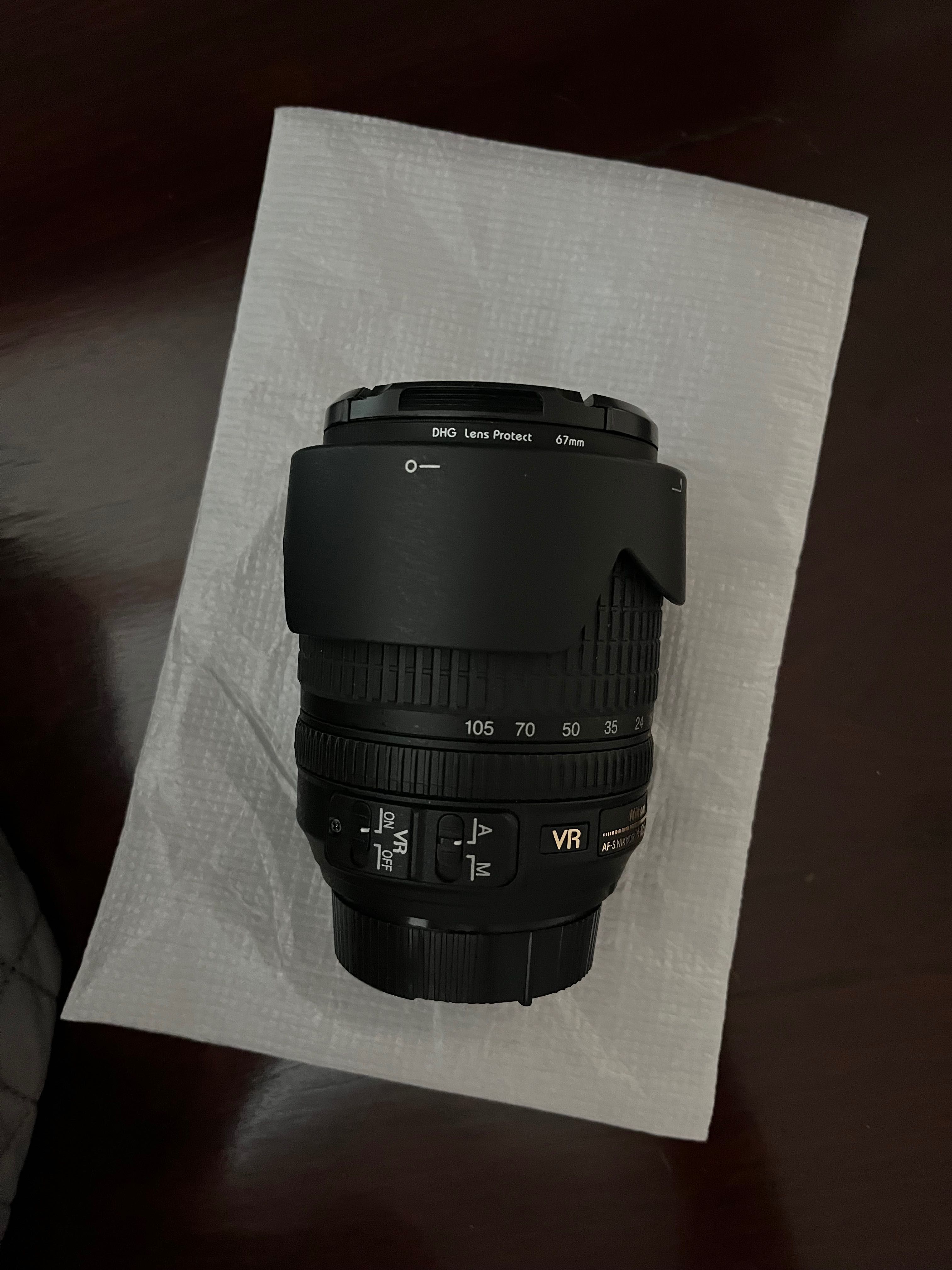 Nikon AF-S DX NIKKOR 18-105mm 1:3.5-5.6G ED NOVA / lente /objetiva