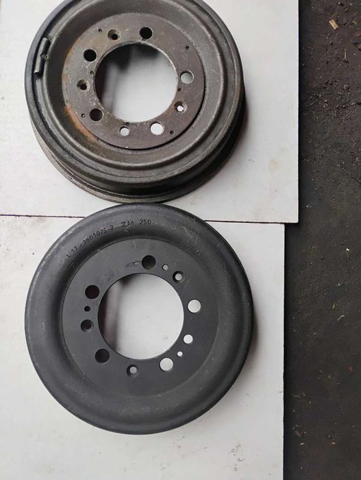 Bębny hamulcowe FSO Warszawa, Żuk Smutek