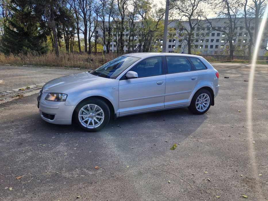 Ауди А3 1.6 mpi AVTOMAT
