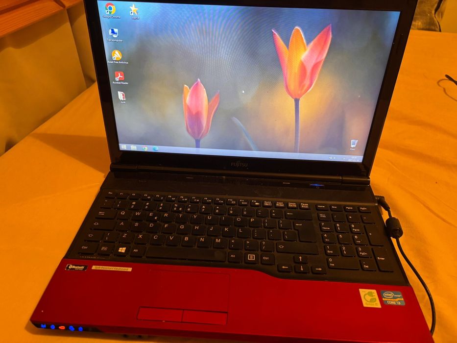 Laptop Fujitsu AH532 i3-2328M sprawny