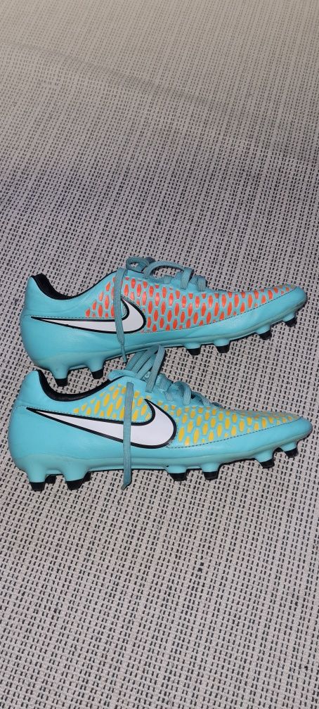 Buty do piłki nożnej Korki Nike stan BDB r 42 wkł 26cm