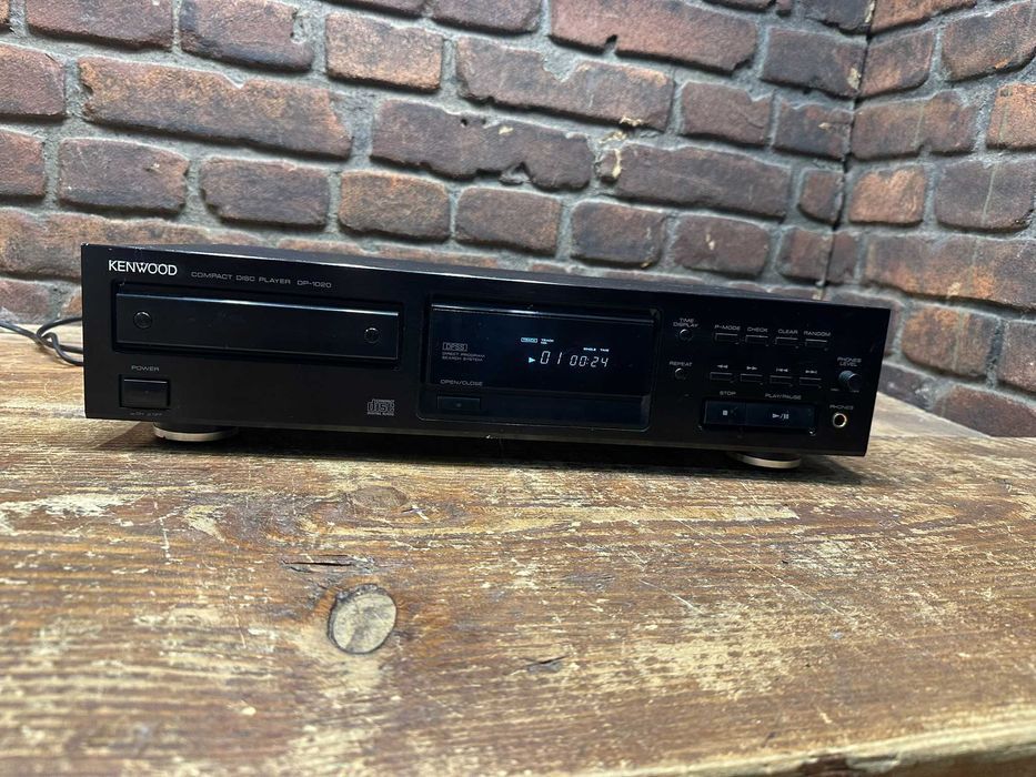Odtwarzacz CD Kenwood DP-1020