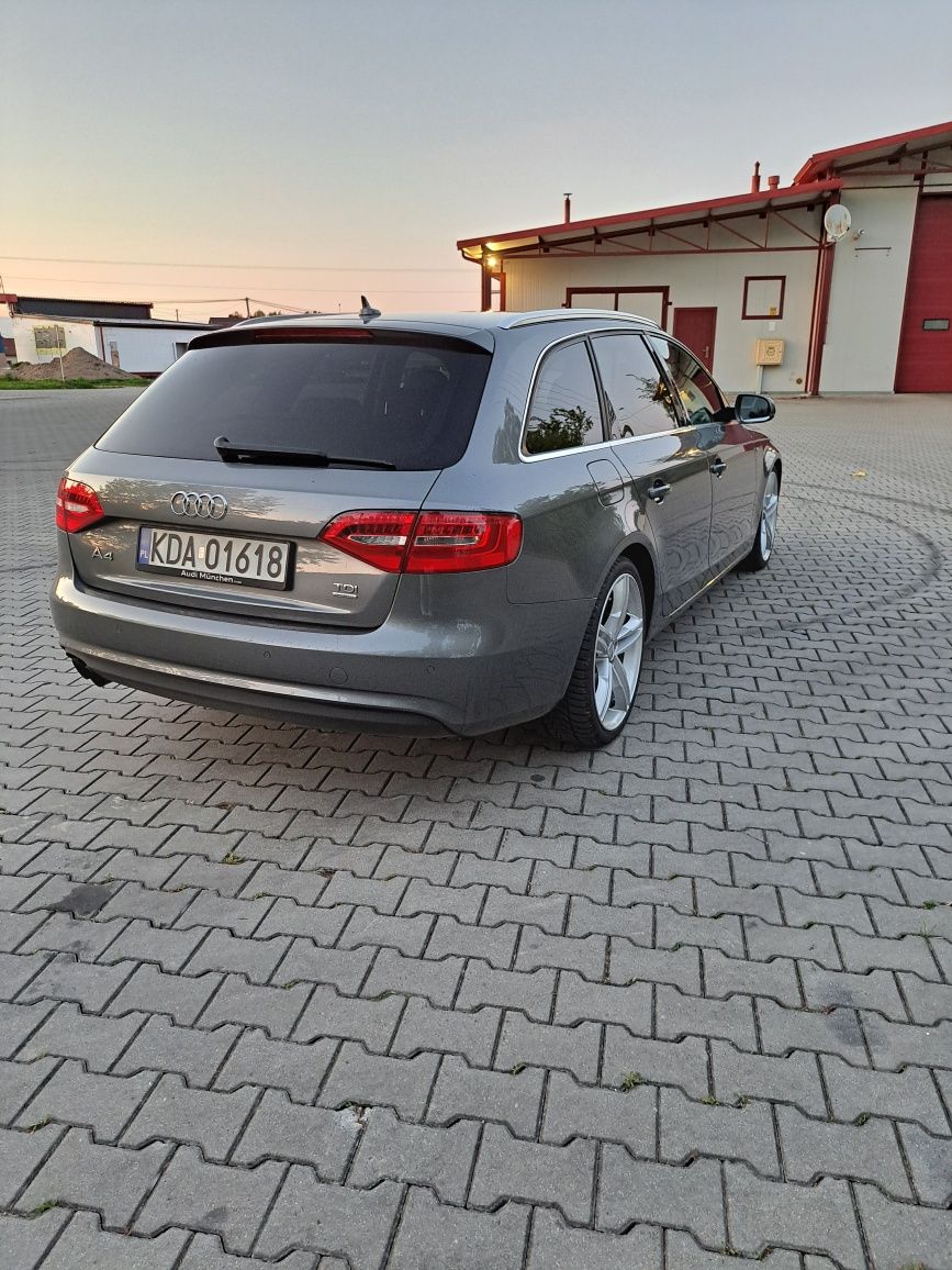 Audi A4 B8 2.0 TDI 177 Quattro S-line