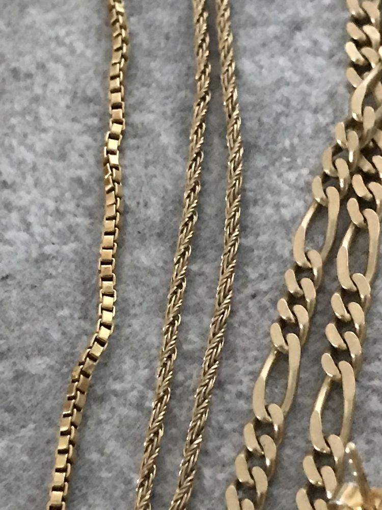 Łańcuszek złoto próba 750 waga : 4,30gram splot tzw camber .