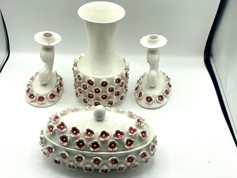 Conjunto antigo loiça alcobaça