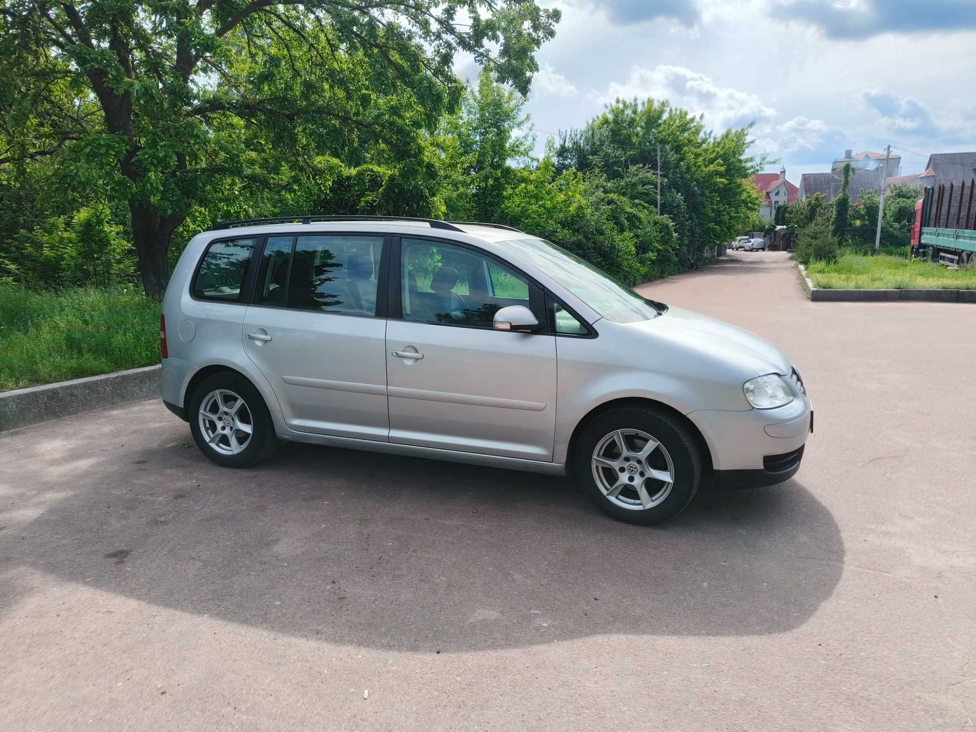 Volkswagen TOURAN 2.0 TDI 2006р автомат DSG6