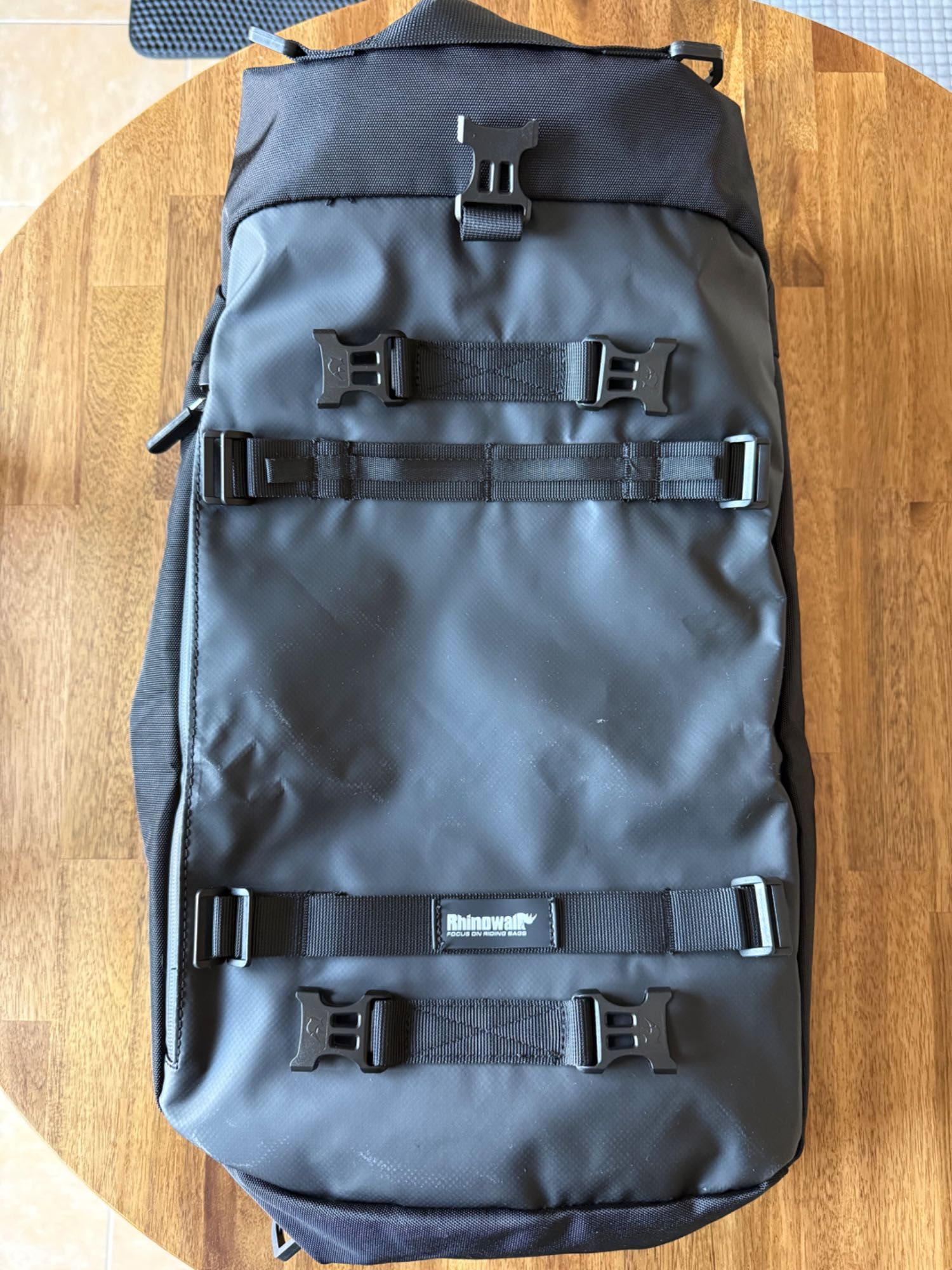 Rhinowalk 30L - Mochila de mota (NOVO)