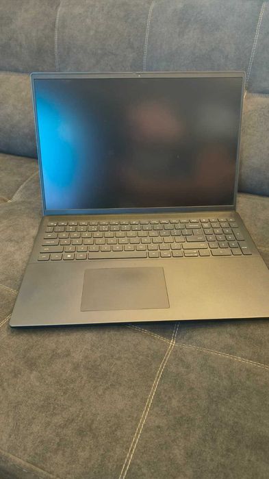 Notebook Dell Vostro 7620, i7-12700H, RTX3050 Ti, 40 GB RAM
