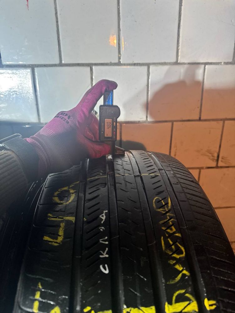 Літня резина (2)Continental+ (2) Goodyear 235/40R19