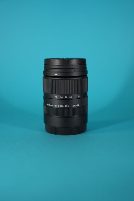 Obiektyw Sigma 18-50mm F2.8 DC DN Sony E