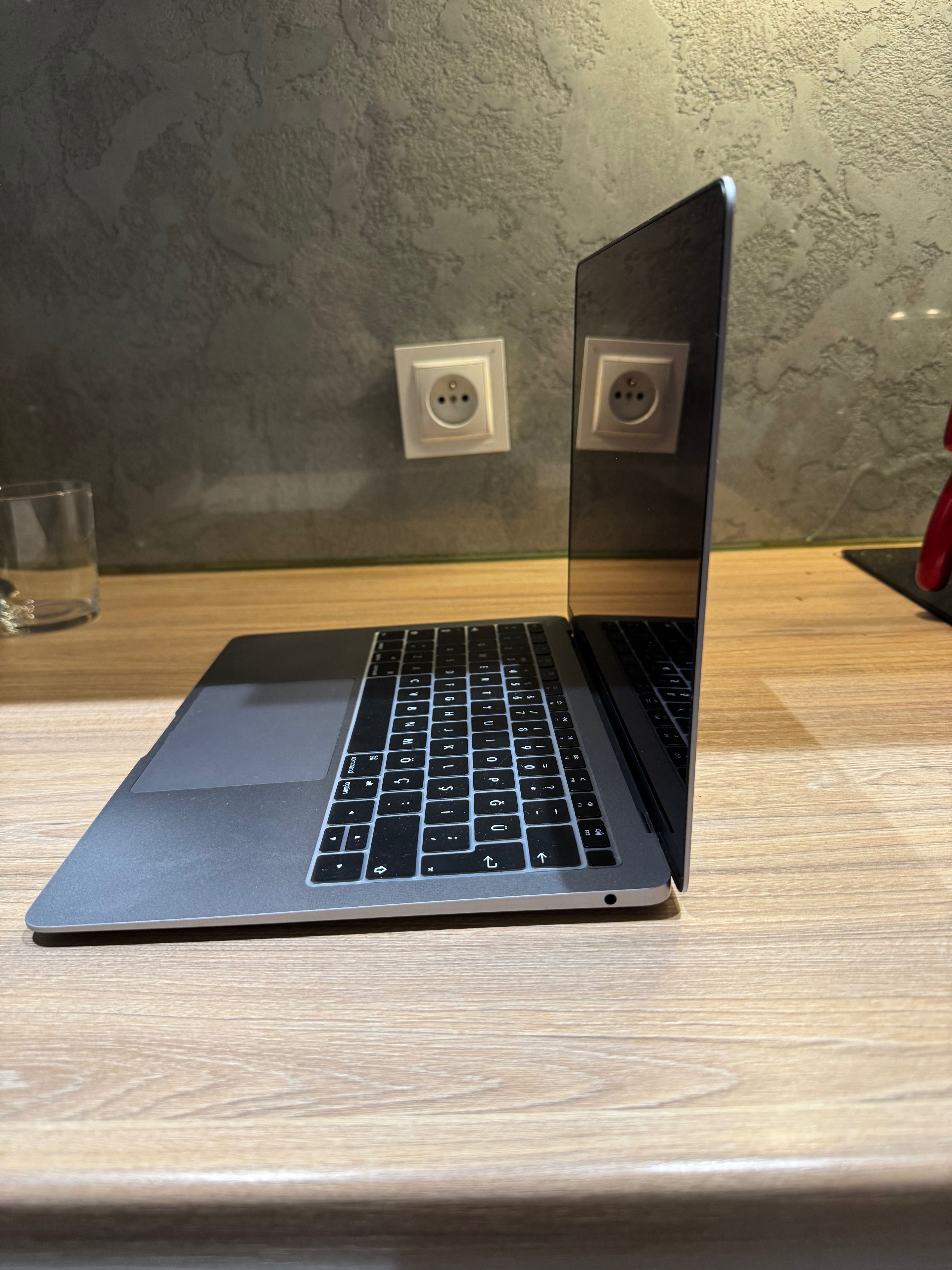 MacBook Air 2019