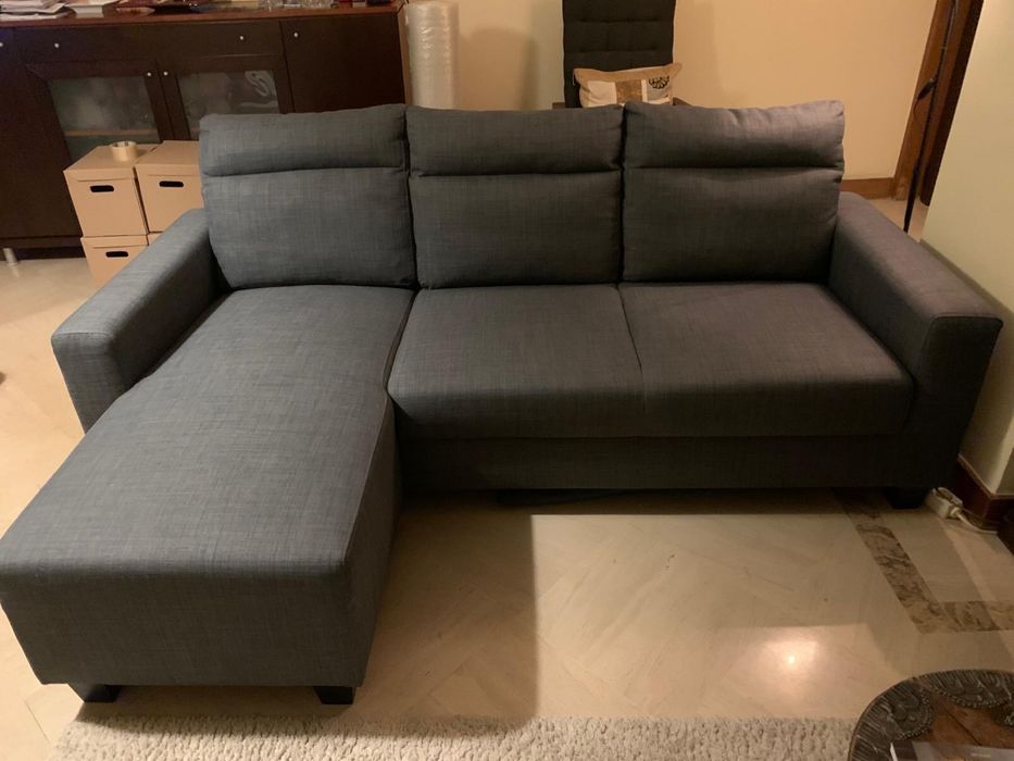 Sofá com chaise longue