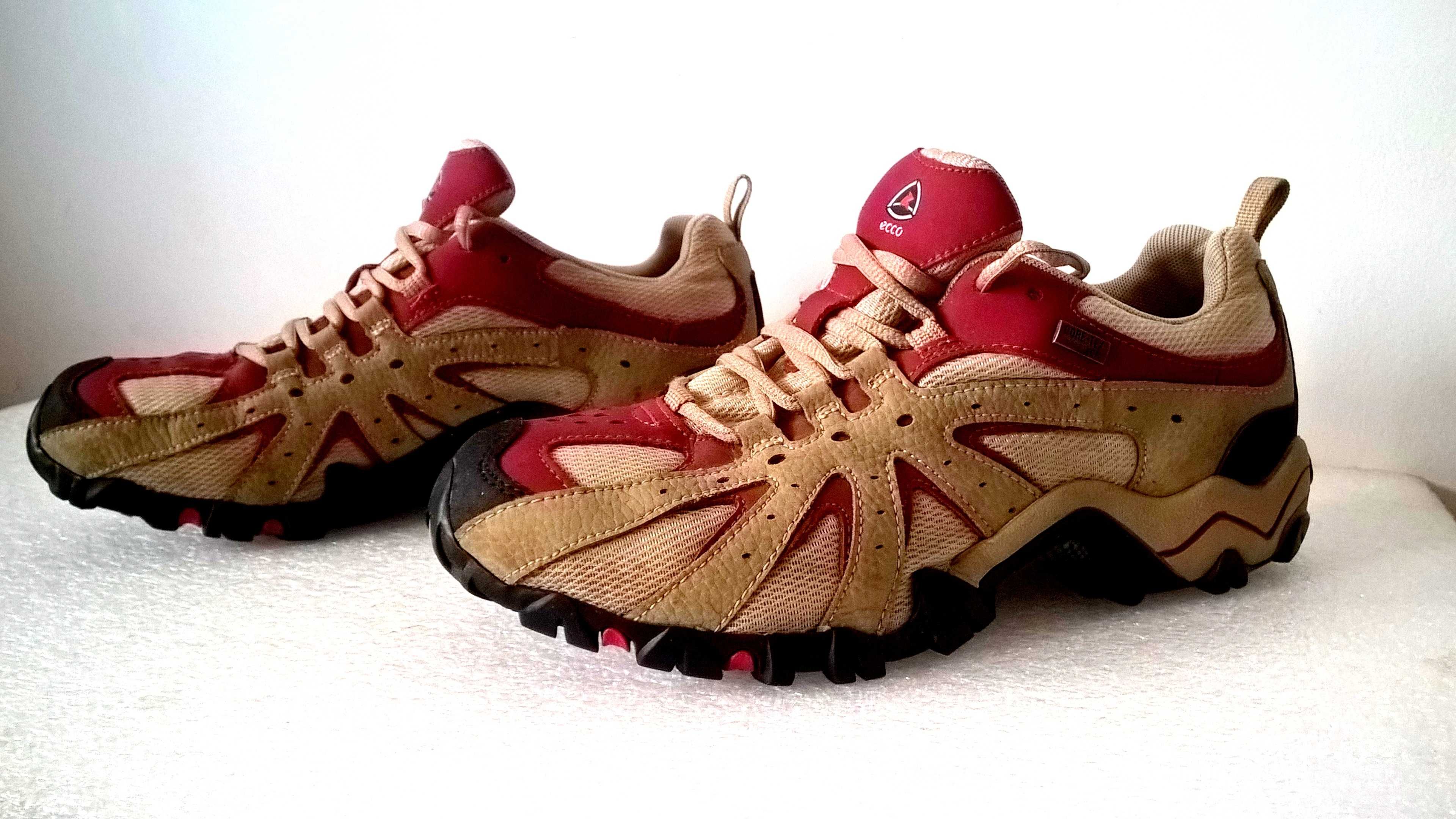Damskie buty ECCO  Gore tex  IDEAŁ roz 39 warto