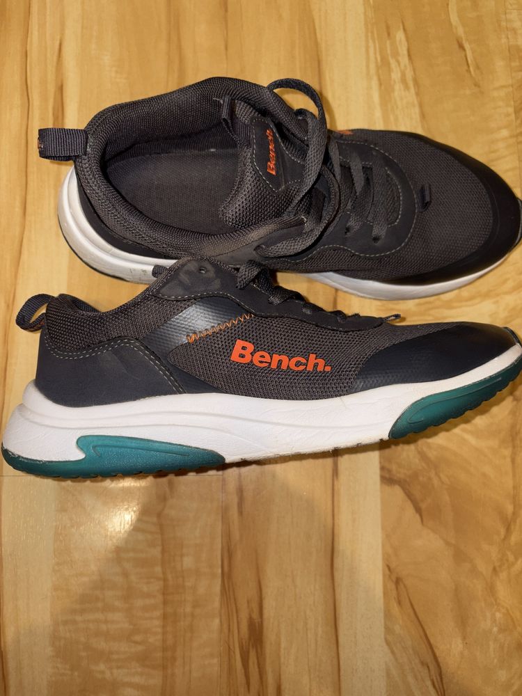 Кросівки Bench фірмові