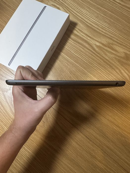 iPad 9. generacji 64 GB Wi-Fi  – Space Gray