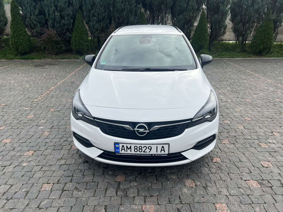 Opel Astra k Sports Tourer