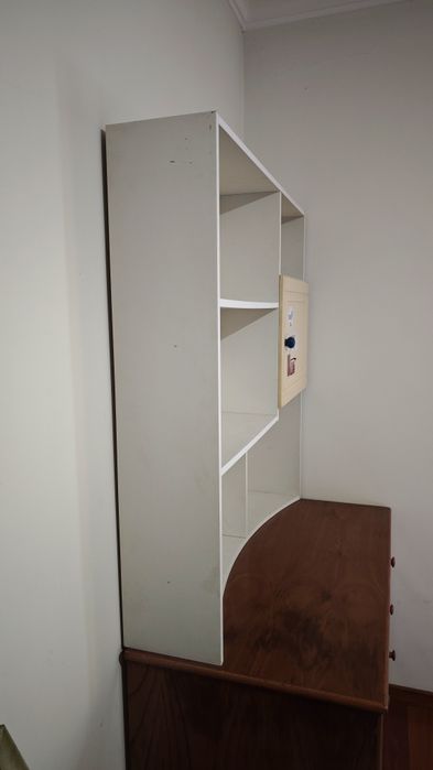 Estante de secretária