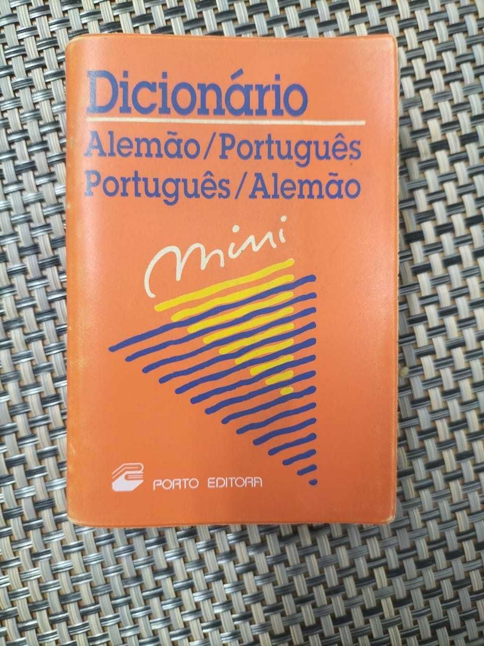 Vários Dicionários, Gramáticas e Prontuários