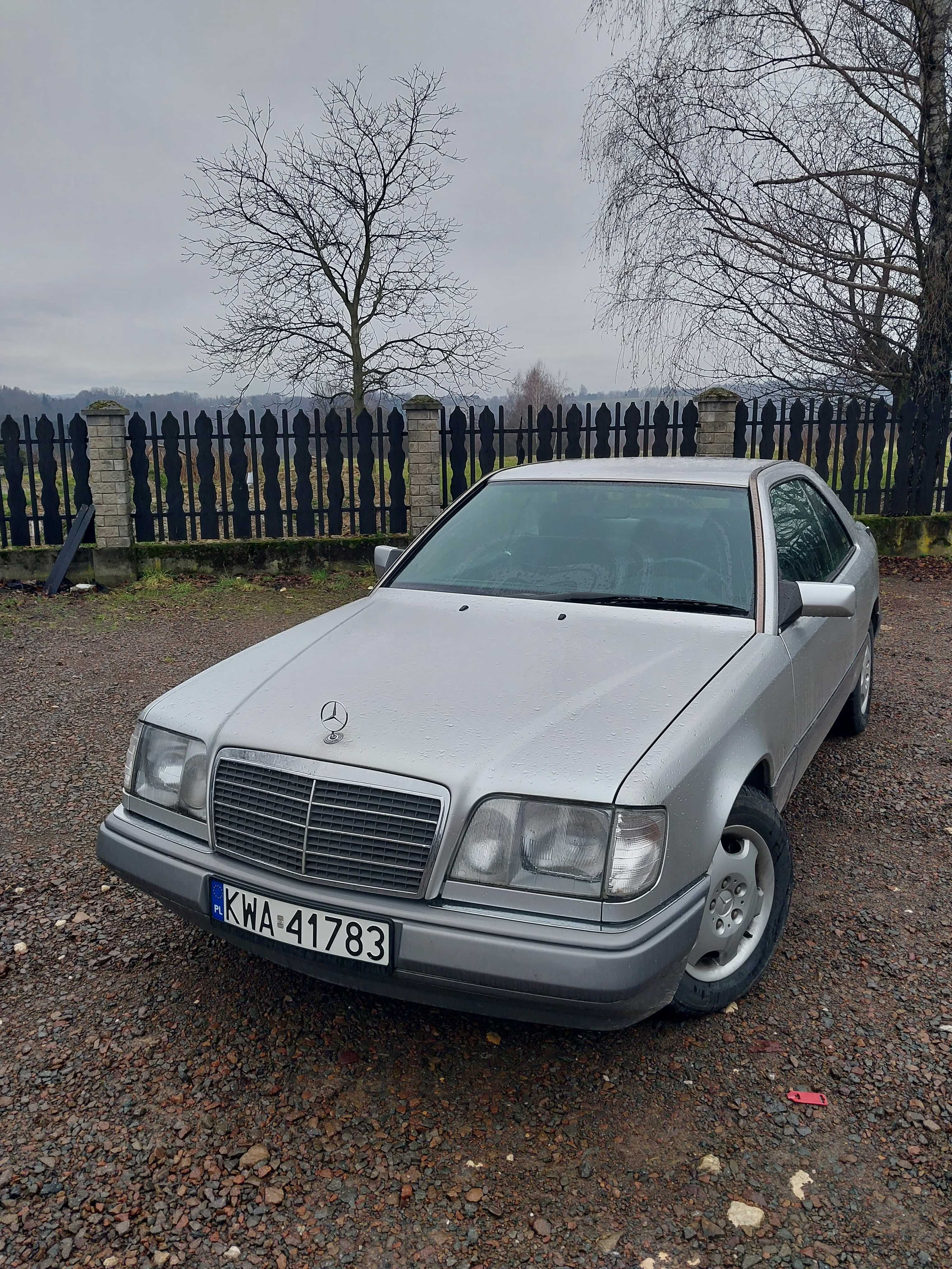 Mercedes W124  E220 Automat Coupe