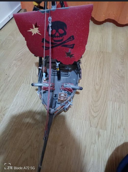 Vários bonecos da Playmobil