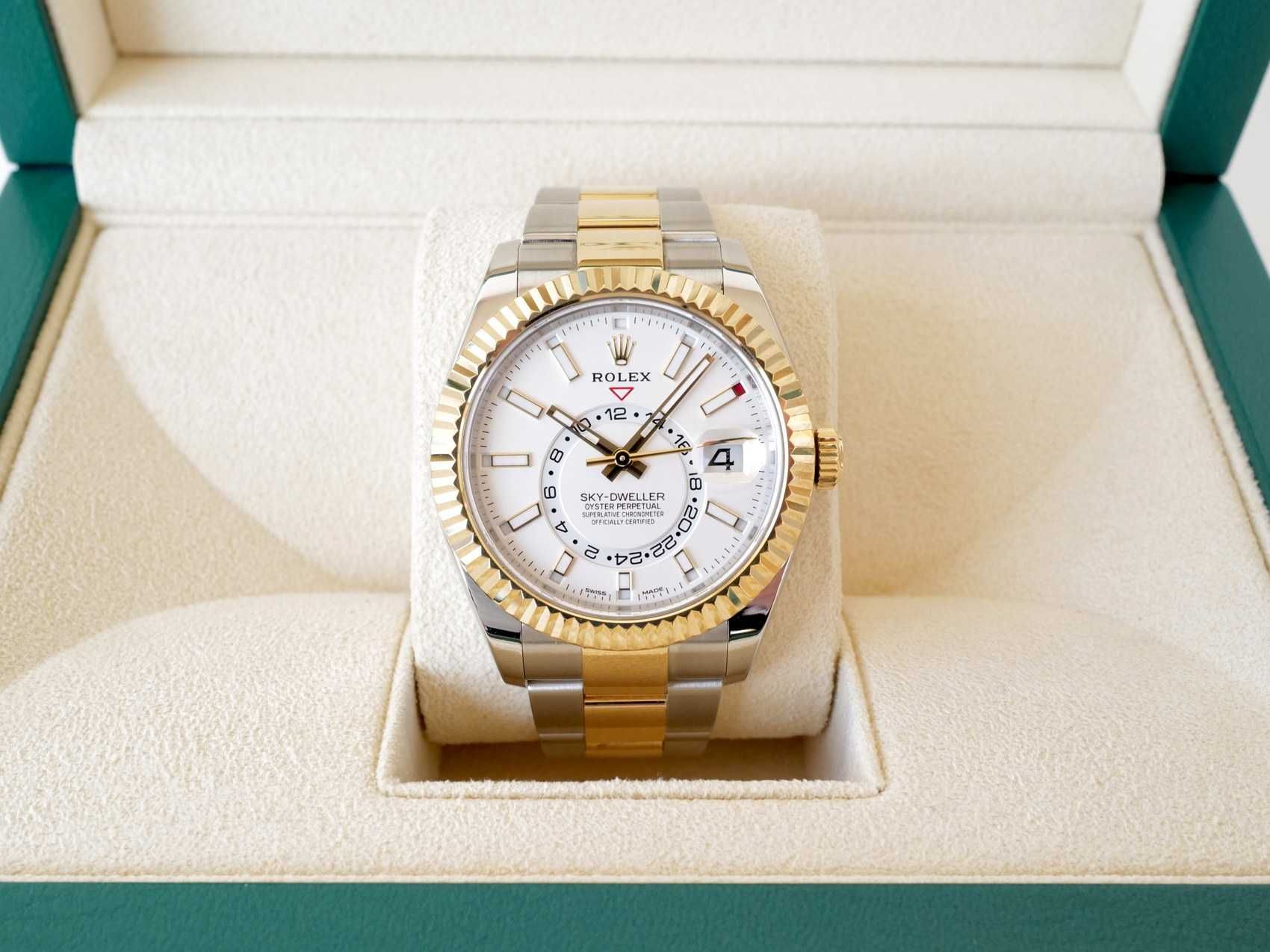 Rolex Sky-Dweller 42 mm Oyster Steel 18K Yellow Gold White Dial