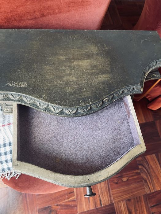 Peanha em talha dourada