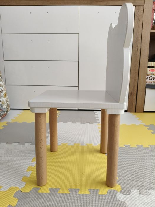 Krzesełko dla dziecka Miś białe