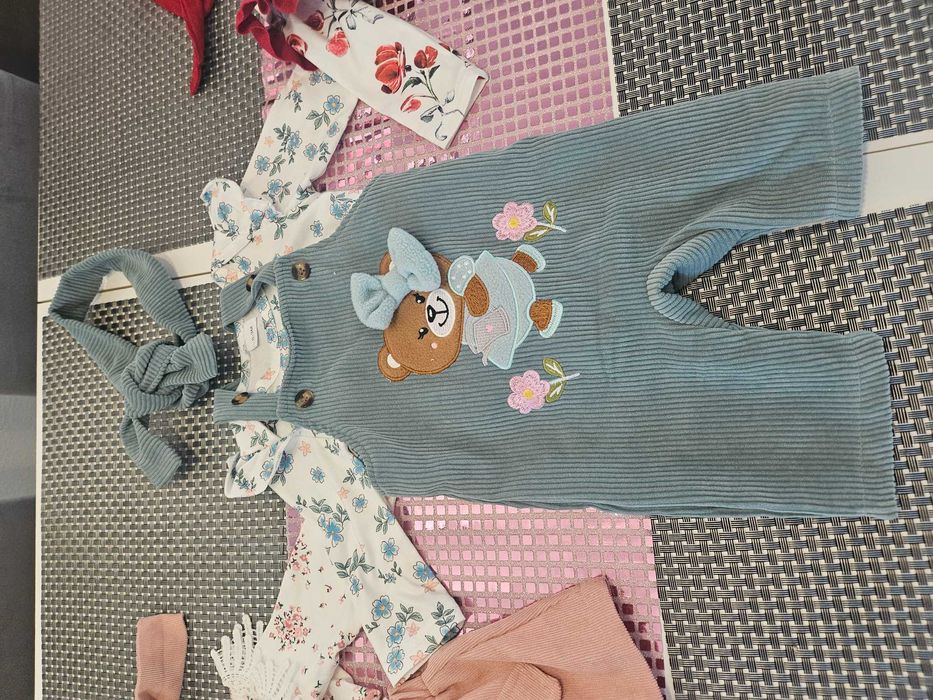 Śliczny zestaw dla małej księżniczki rozm 68