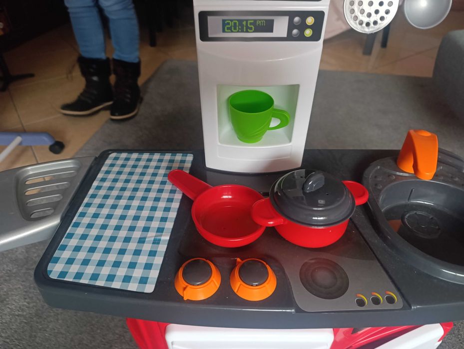 Vendo cozinha de brincar- nova