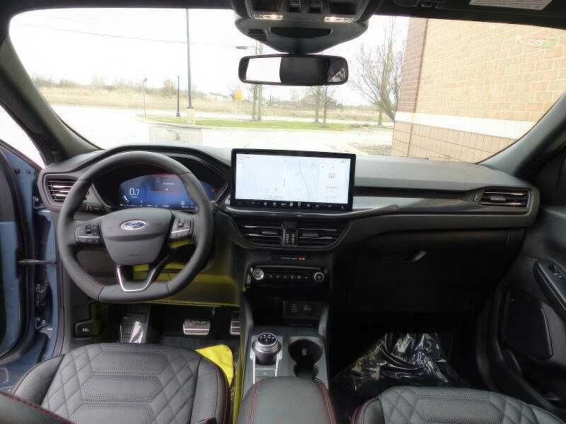 2024 Ford Escape ST-Line Elite