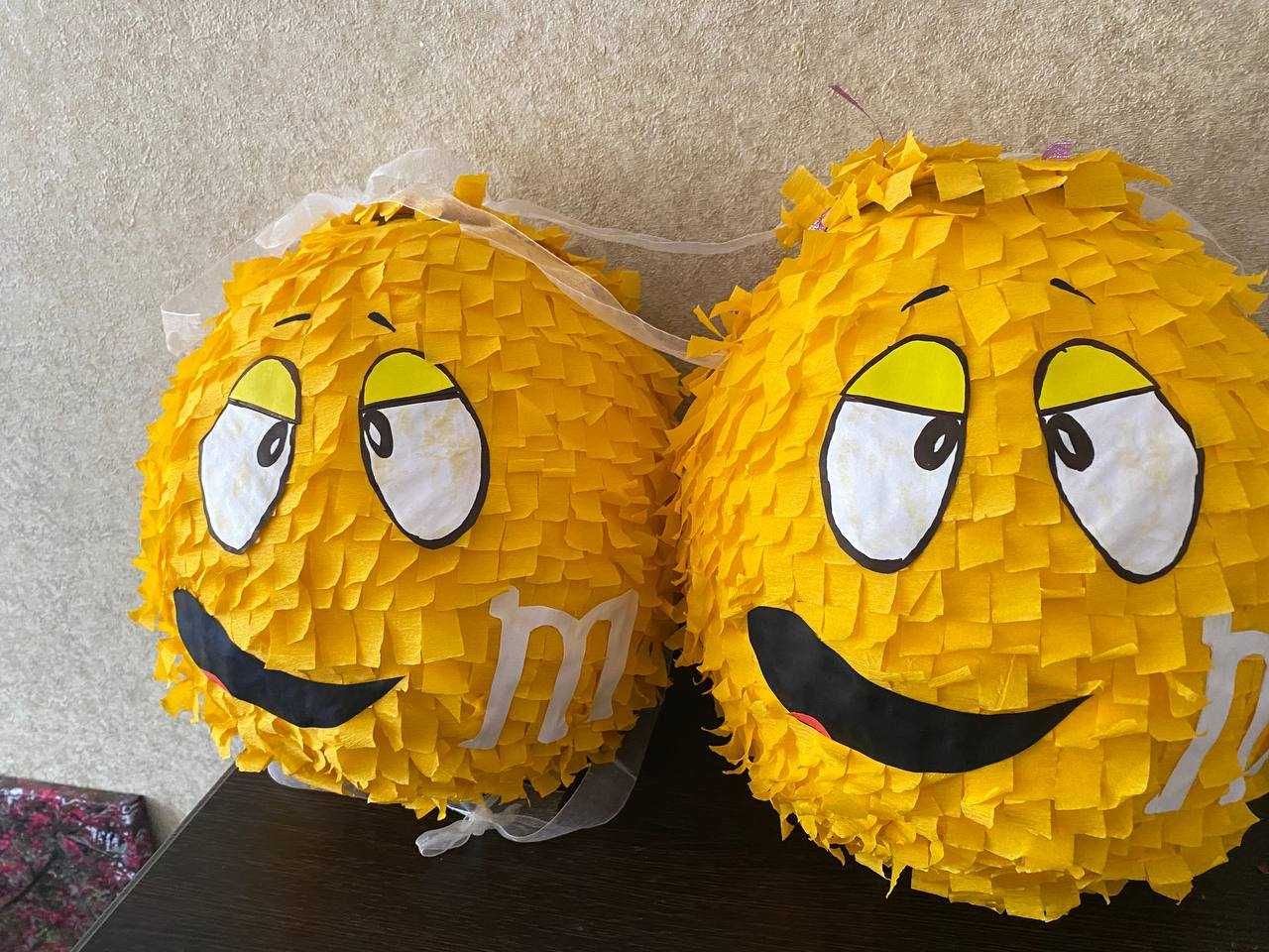 Пиньята жолтый и красный M&M’s