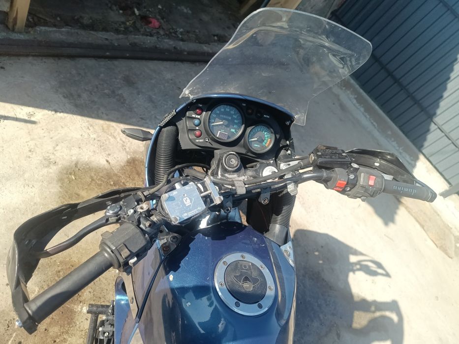 Kawasaki kle 500 з документами на ходу, технічно справний
Kawasaki KLE