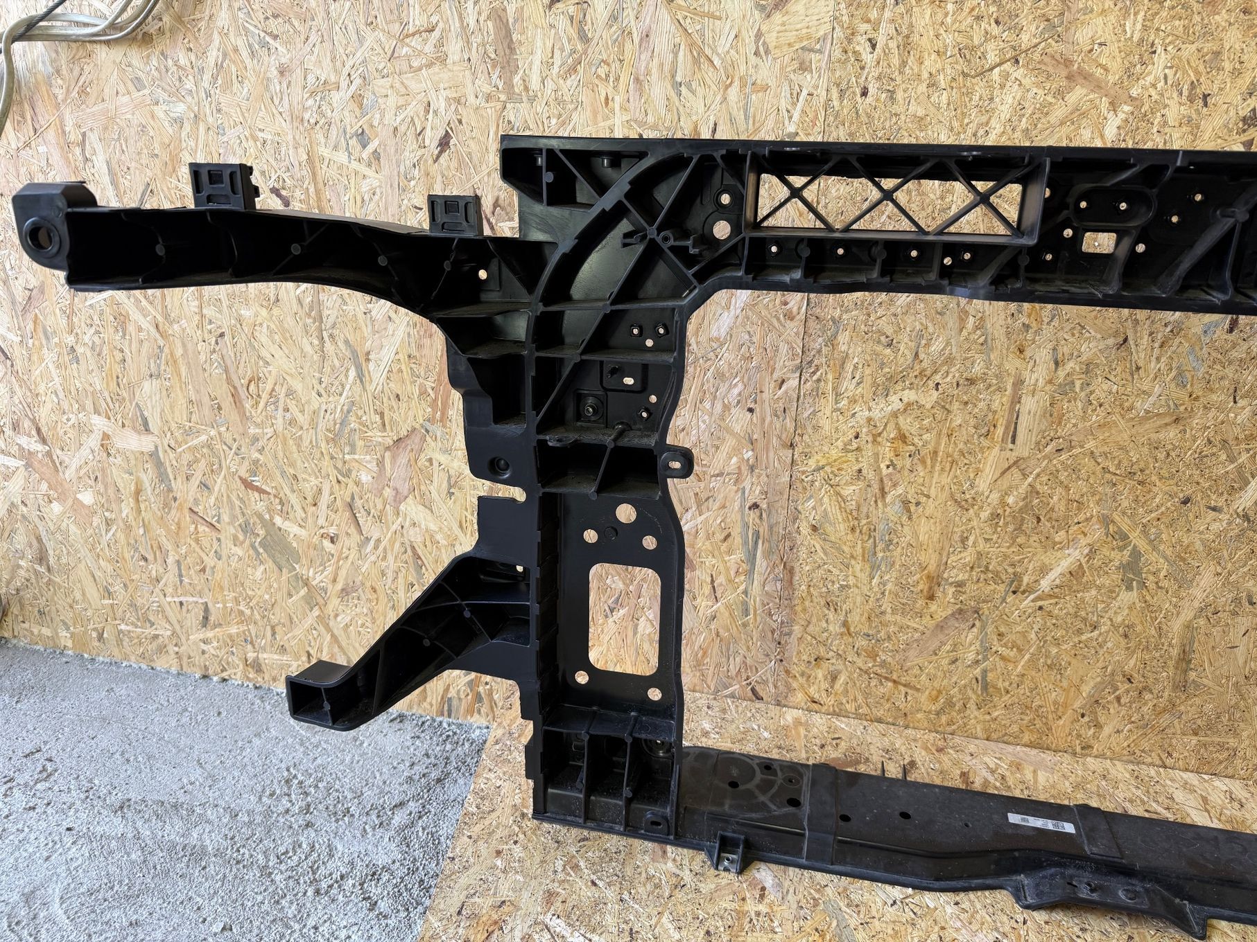 PAS PRZÓD PRZEDNI HYUNDAI PALISADE 64101-S8100