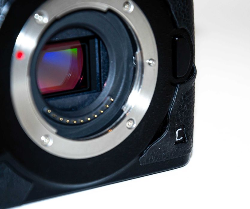 Panasonic Lumix DC-GH5 BODY 20.3Mpix 10TYŚ