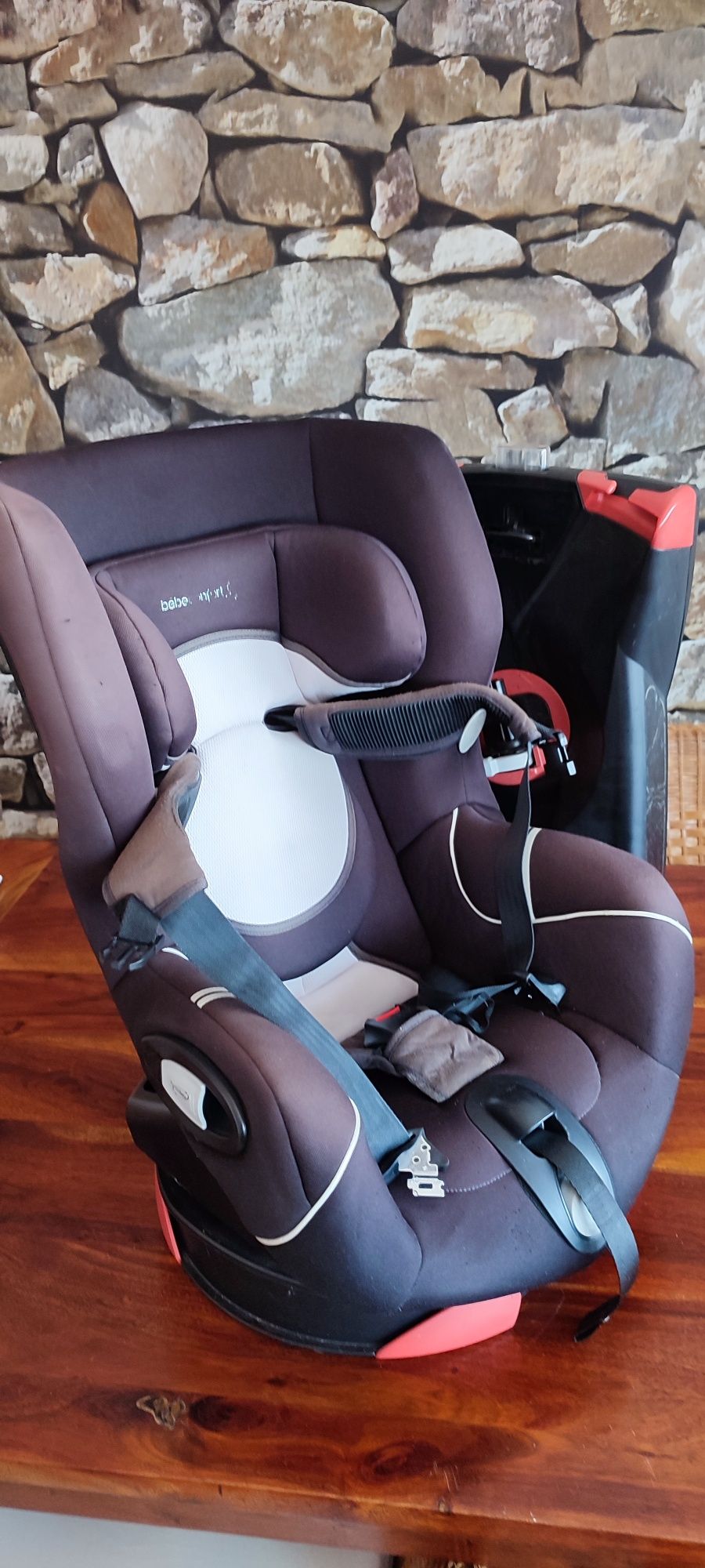 Cadeira automóvel bebe Confort axiss