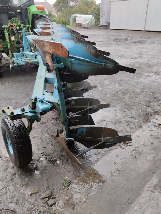 Pług obrotowy lemken 4 skibowy