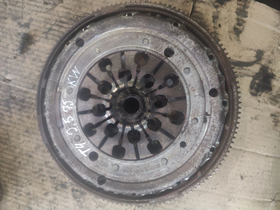 Демферне сцеплення Т4 2.5tdi Volkswagen