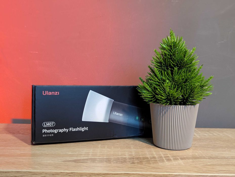 Ліхтар  для відео зйомки 2000-8000К Ulanzi LM07