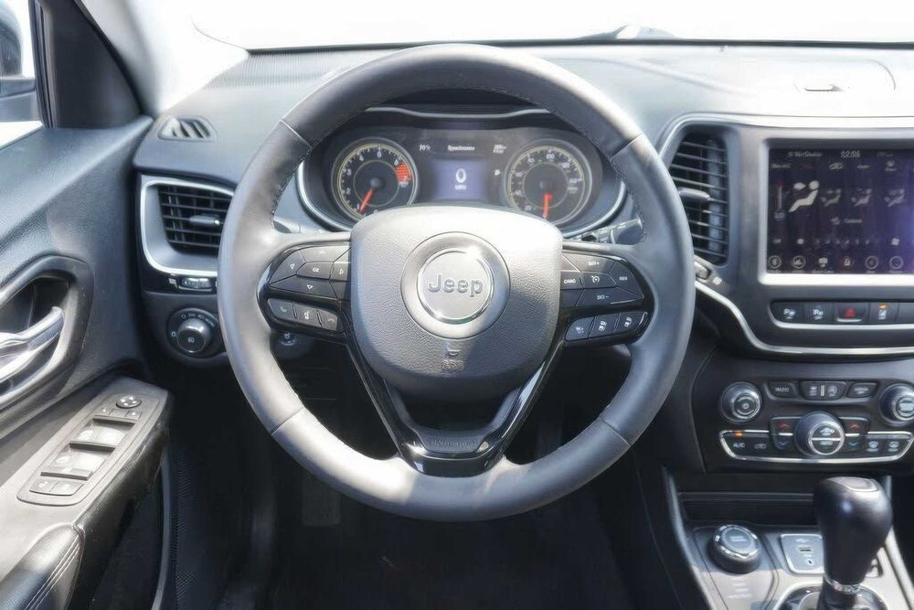 Jeep Cherokee Altitude      2023