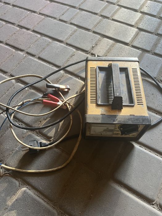 Зарядне Електроніка