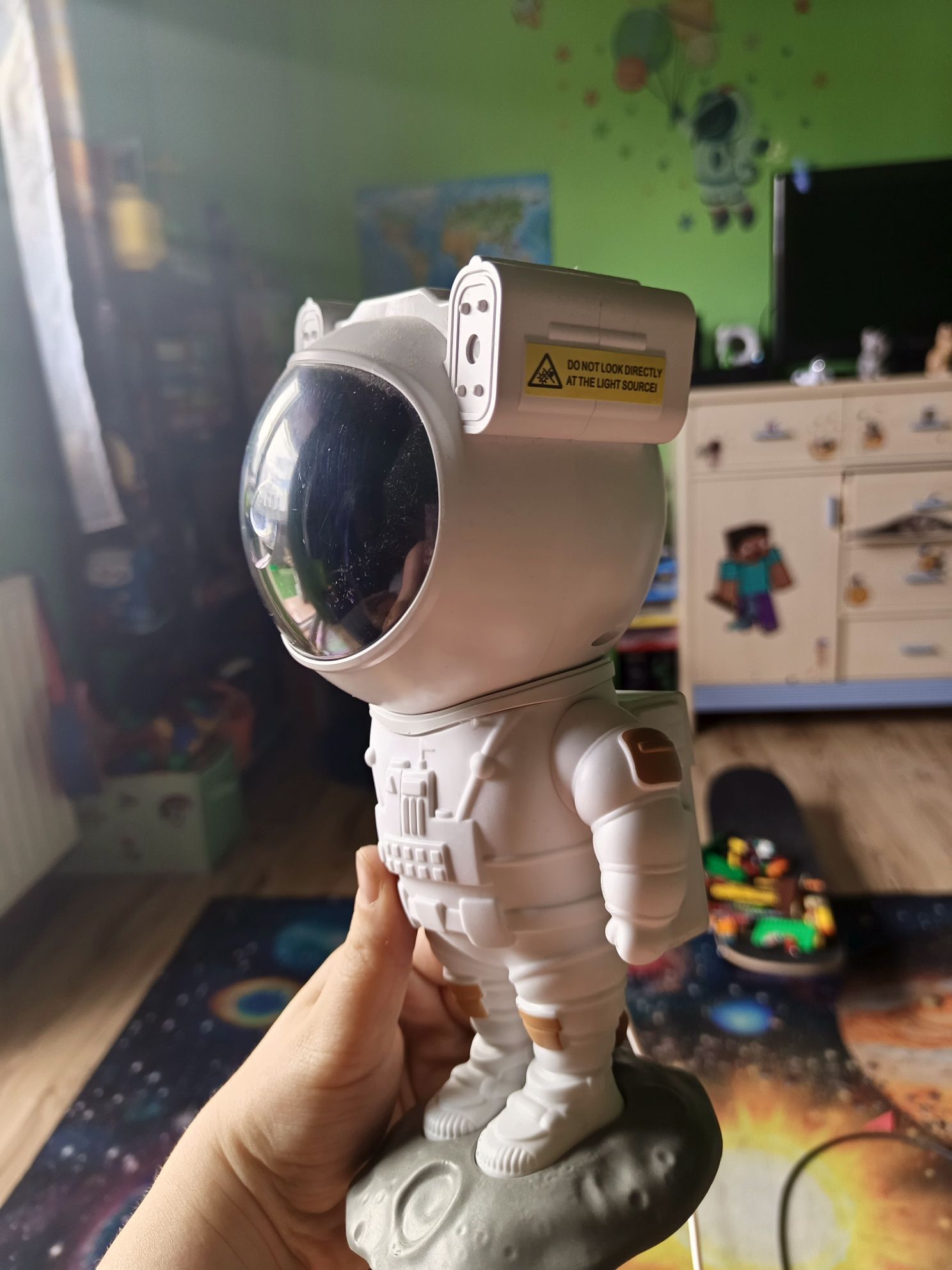 Astronauta projektor gwiazd