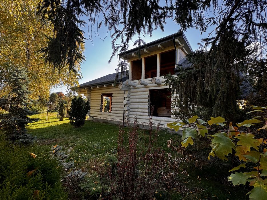 Без% Дмитрівка. Капітанівка. 220м2 + 11сот. Біля Мегамаркету