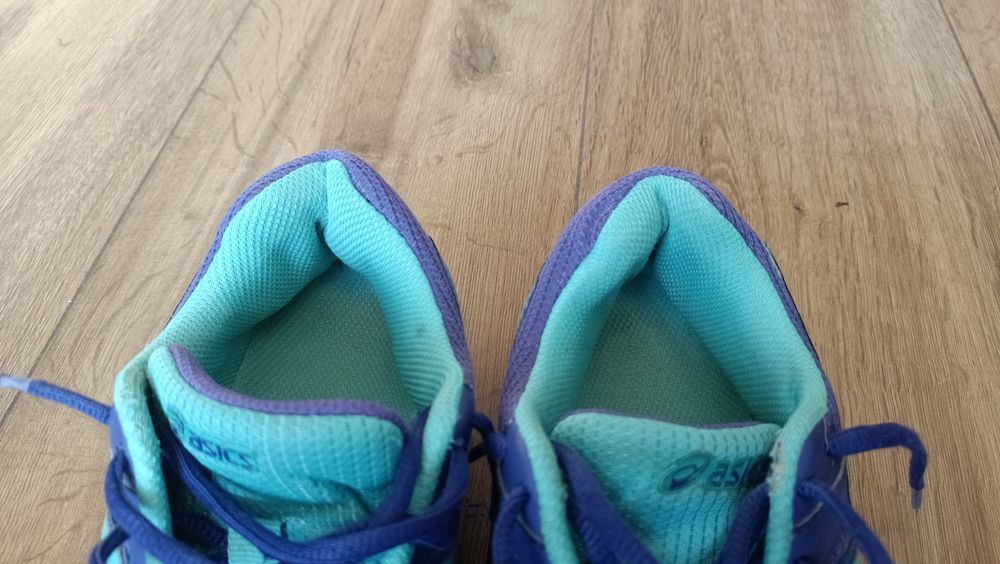 Buty sportowe asics 37