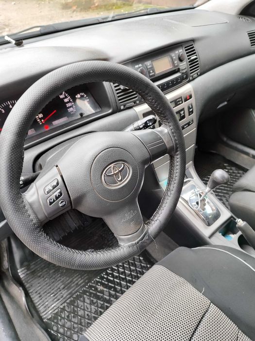 Продам toyota corolla 2005 года дизель робот