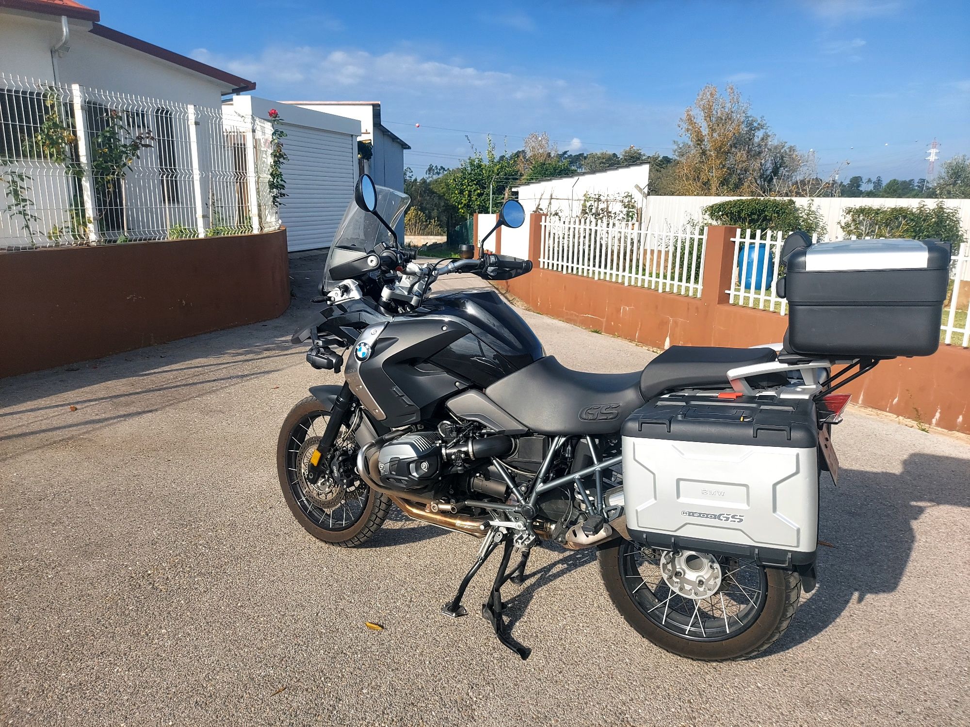 Mota Bmw gs 1200 r triple black  com varios extras