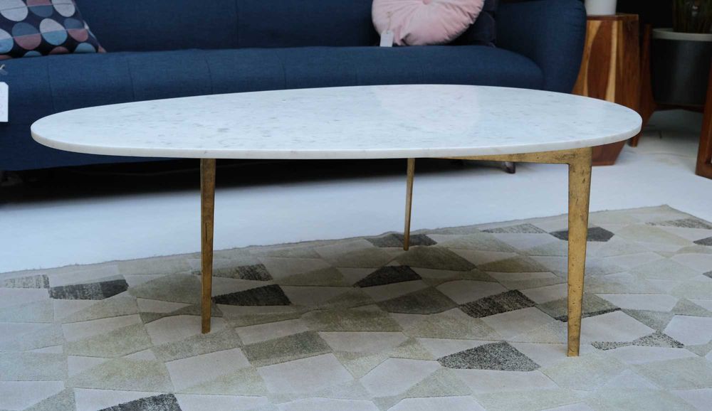 Mesa de centro de mármore