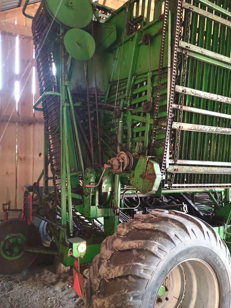 Kombajn buraczany Stoll v202