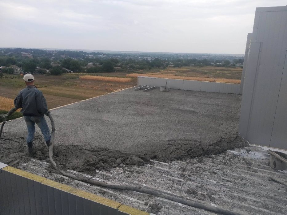Заливка полістиролбеном. Створення ухилу на покрівлі.