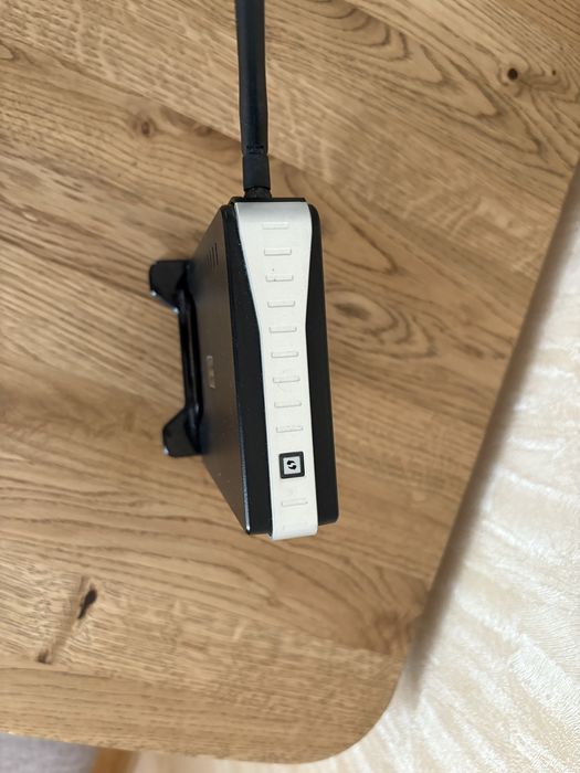 Роутер, маршрутизатор D-Link DIR-320