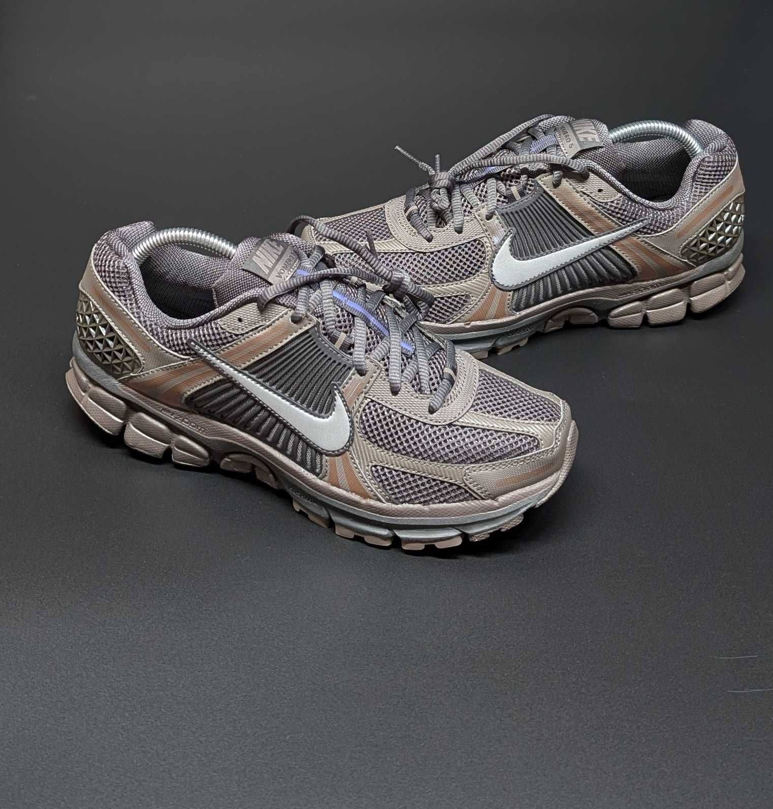 Оригінал Чоловічі Nike Zoom Vomero 5 Cave Stone Brown HF5493-201